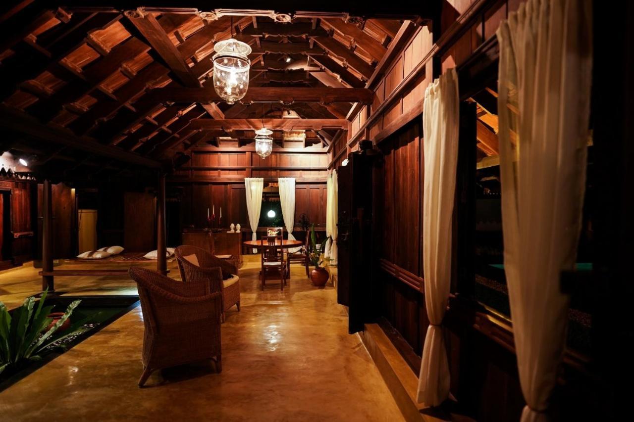 Lakeshore Villa Alappuzha Bagian luar foto